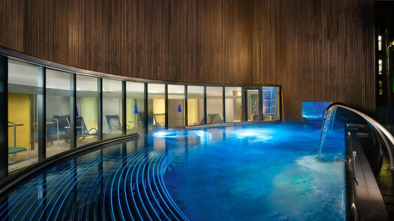 Suite Château avec 1 Lit King-Size - Accès au Spa et au Salon
